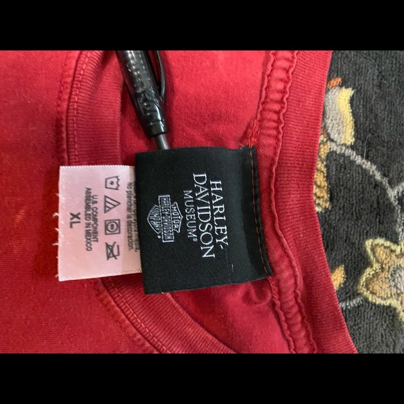 2015 Harley Davidson museum t shirt - Picture 2 of 3